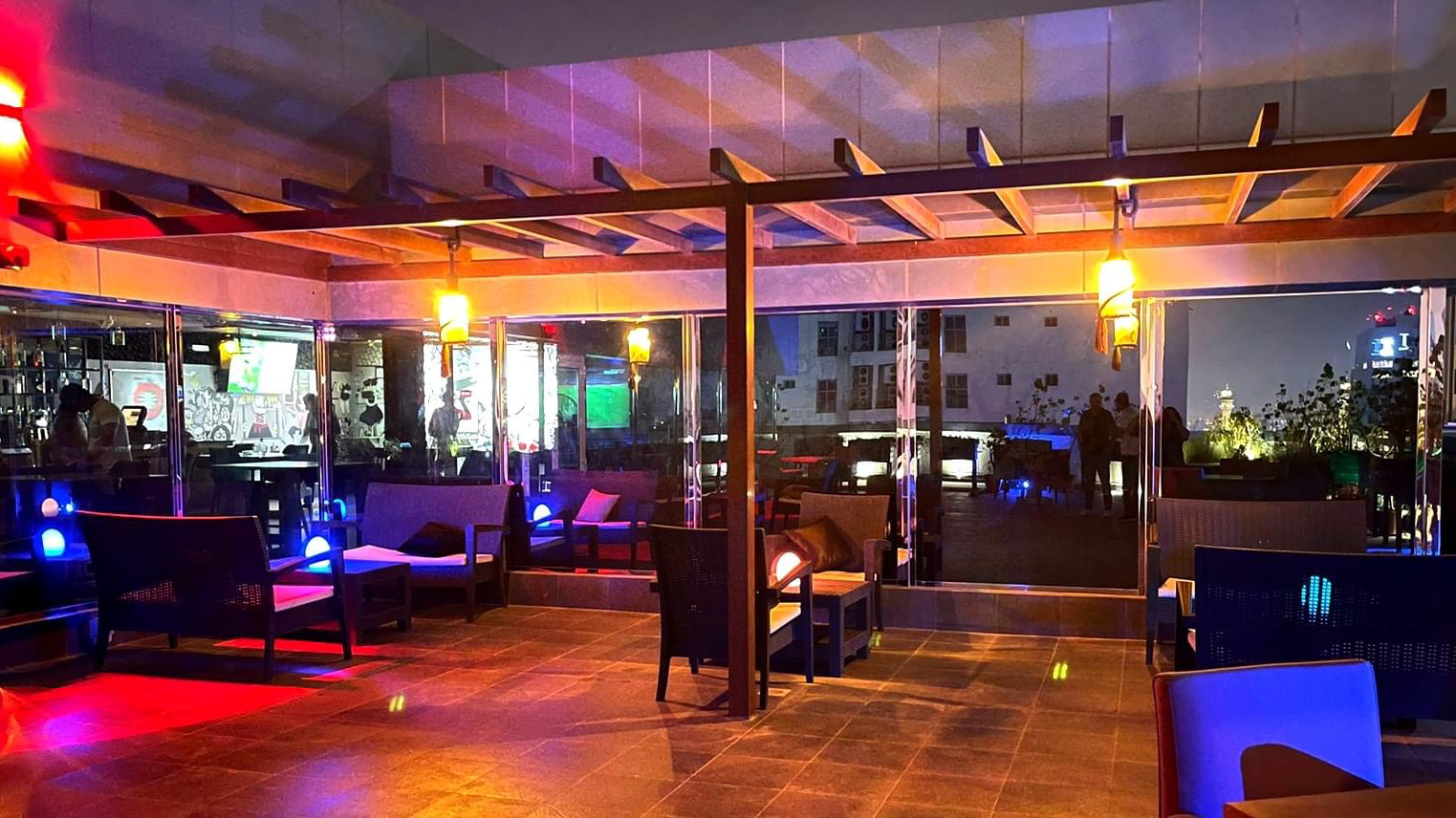 Eden Garden Rooftop ambiance